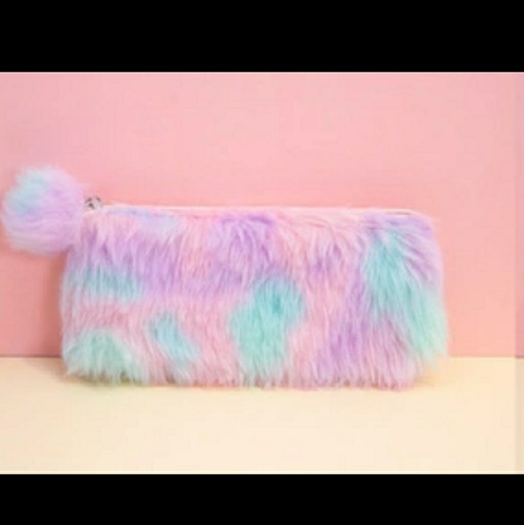 Other - 💖HP💖COTTON CANDY MAKEUP BAG